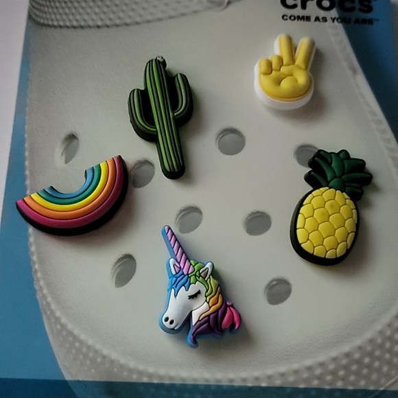 NWT Crocs Jibbitz Charms Uniquely - Picture 2 of 3